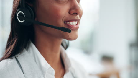 Customer-service-headset,-mouth