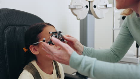 Augenuntersuchung,-Optometrie-Und-Optiker-Mit-Rahmen