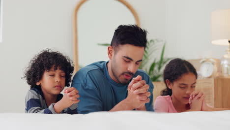 Family,-worship-and-prayer-in-bedroom
