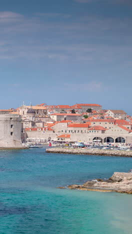 Dubrovnik,-En-La-Costa-Adriática,-Croacia-En-Vertical