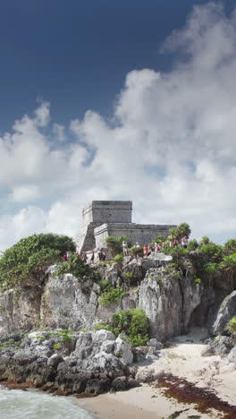 Maya-Ruinen-In-Tulum,-Mexiko-In-Vertikaler