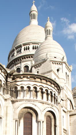 Sacre-Coeur-En-París-En-Formato-Vertical.