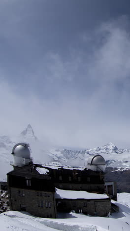mountain-peaks-of-the-matterhorn,-Alps-in-vertical