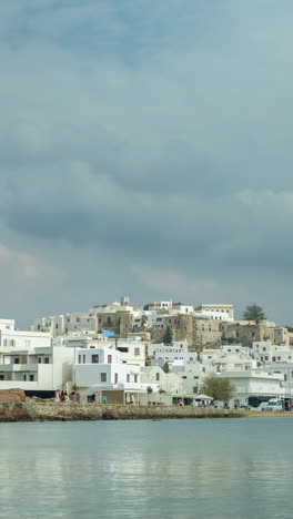 Ciudad-De-Naxos-En-Naxos-Grecia-En-Vertical