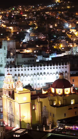 Horizonte-De-La-Ciudad-De-Guanajuato,-México-En-Formato-Vertical.