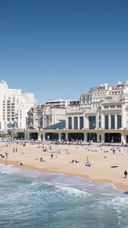 Ciudad-De-Surf-De-Biarritz-En-Francia-En-Formato-Vertical