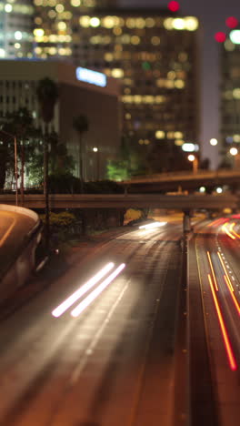 cars-on-highway-in-LA,-California-in-vertical