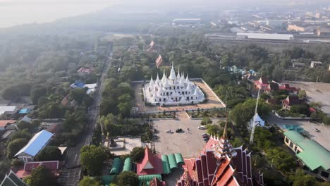 4k-Wide-pan-around-at-Wat-Asokaram-temple-in-Samut-Prakan-province,-Bangkok,-Thailand,-Asia