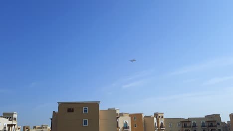 Airplane-departure-in-the-distance-blue-sky