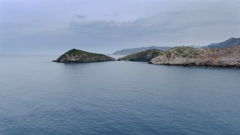Mediterranean-sea-coast-of-Crete