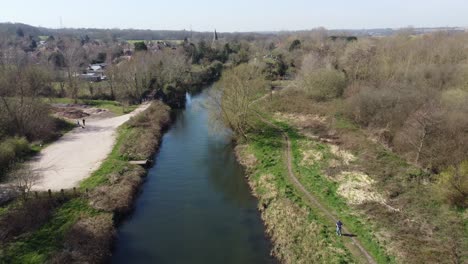 Drone-flies-low-over-the-River-Great-Stour
