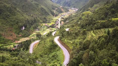 Aerial-footage-of-a-mountain-range-in-northern-Vietnam