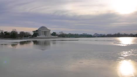 Jefferson-Memorial-Timelapse--in-Washington-DC
