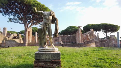 Roman-statue-representing-a-male-located-in-Ostia-antica,-a-huge-and-world-famous-archaeological-site-in-the-suburb-of-Rome