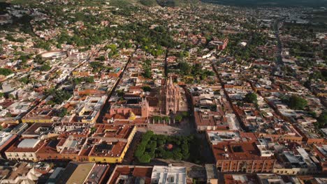 Centro-De-San-Miguel-De-Allende,-Filmado-Con-Drone