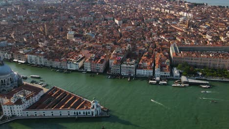 Venice-Italy-Aerial-Drone-Hyperlapse.mp4