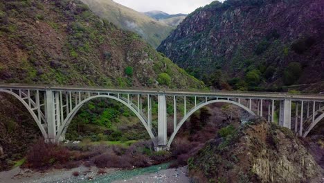 Luftaufnahme-Der-Bixby-Creek-Bridge-In-Big-Sur-Auf-Der-State-Route-1-In-Kalifornien