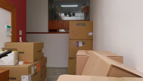 Industrial-printers-in-boxes-ready-to-be-stored-in-the-warehouse