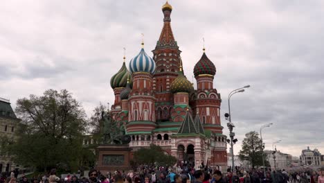 Vista-De-La-Catedral-De-San-Basilio,-Plaza-Roja,-Moscú,-Rusia