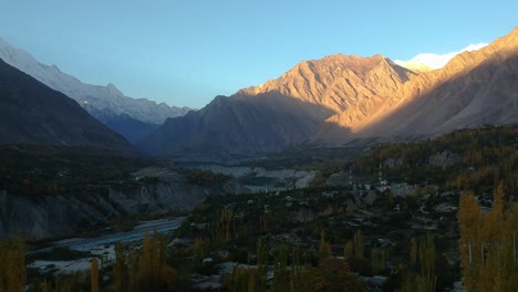 Valle-De-Hunza,-Norte-De-Pakistán-Al-Amanecer