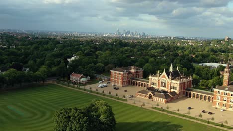 Aerial-shot-of-Famous-School-in-London