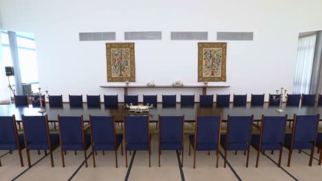 dining-table-and-decoration-of-Banquet-Hall-of-Alvorada-Palace,-belonging-to-the-Brazil's-president-official-house
