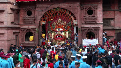 Crowd-of-people-worship-mask-of-Swet-Bhairav-and-celebrate-annual-Indra-Jatra-festival