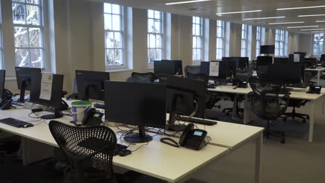 Empty-Open-Plan-Office-With-Multiple-Workstations-During-Lockdown