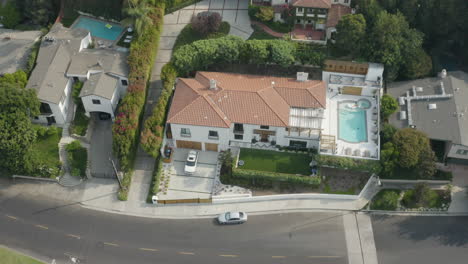 Aerial-over-large-house-in-Sherman-Oaks-California