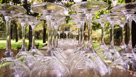 Glasses-are-stacked-at-a-wedding-reception
