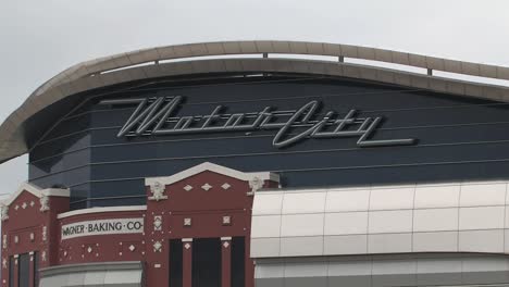 Close-up-of-MotorCity-Casino,-Detroit,-Michigan,-USA