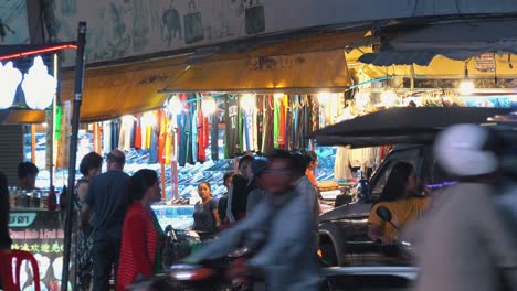 Belebte-Straße-Mitten-Im-Nachtmarkt-Asien