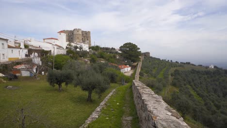 Evoramonte-city-castle-in-Alentejo,-Portugal