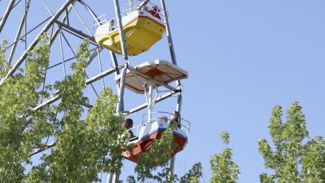 Teilaufnahme-Des-Rotierenden-Riesenrads-Auf-Der-El-Dorado-County-Fair