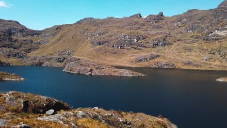 4K-daytime-video-looking-over-the-beautiful-4th-lagoon-of-Pichgacocha-in-the-Ambo-region,-Huanuco,-Peru-at-more-than-4000-meters-altitude