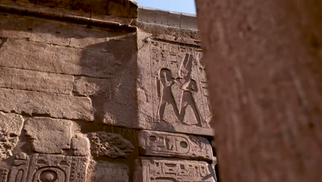 Detail-of-ancient-writings-in-Luxor-Temple-,-Egypt