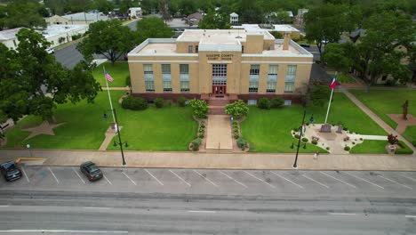 Luftaufnahmen-Des-Gillespie-Country-Courthouse-In-101-W-Main-St,-Fredericksburg,-TX-78624-In-Fredericksburg,-Texas