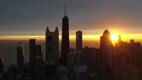 Chicago-sunrise-footage-aerial-top-view-going-up