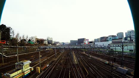 Time-lapse-of-trains-going-by-at-the-Tokyo-train-staion