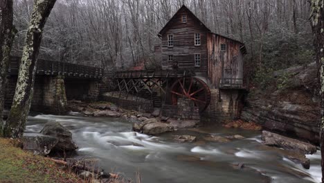 Grist-Mill-at-Glade-Creek-Timelapse