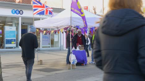 UKIP,-United-Kingdom-Independence-Party-Stand-in-High-Street