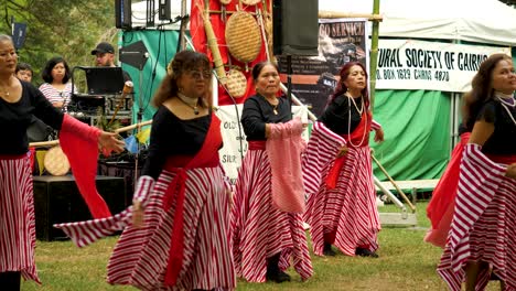 Philippinischer-Tanz-Traditionelles-Historisches-Festival,-Philippinischer-Kleidungstanz-Während-Des-Philippinischen-Festivals