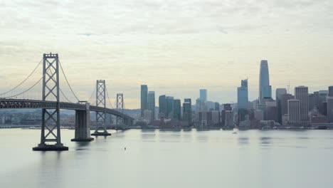 San-Francisco-bay-are-skyline-and-Bay-Bridge