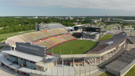 Establishing-Shot-of-Iowa-State-University's-Jack-Trice-Stadium-in-Summer