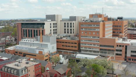 Rising-aerial-of-Penn-Medicine,-Lancaster-General-Hospital