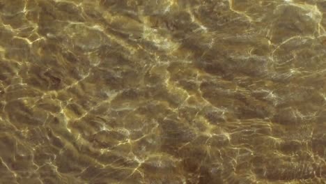 Water-Waves-and-Light-Patterns-at-the-beach