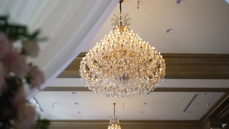 Slow-reveal-shot-of-a-chandelier