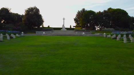 Der-Sangro-Fluss-Kriegsfriedhof,-Torino-Di-Sangro,-Chieti,-Italien