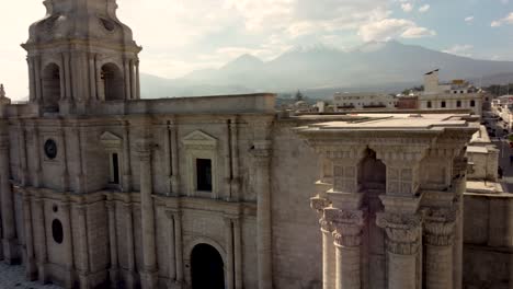 Catedral-De-Arequipa-O-Basílica-Catedral-De-Santa-María-Arequipa,-Perú