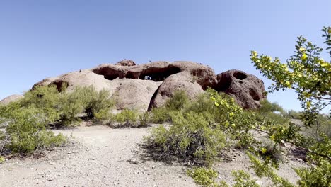Hole-in-the-Rock-at-Papago-Park-near-Phoenix-Arizona